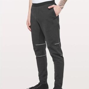 Lululemon Men’s Diffract Joggers